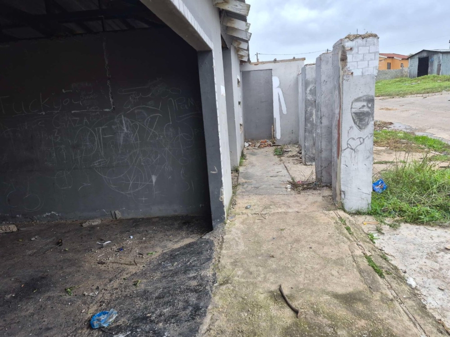 Commercial Property for Sale in Greenfields Eastern Cape